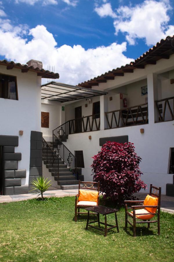 Hana'Q Hostel En El Valle Sagrado, Junto Al Rio Vilcanota Урубамба Экстерьер фото