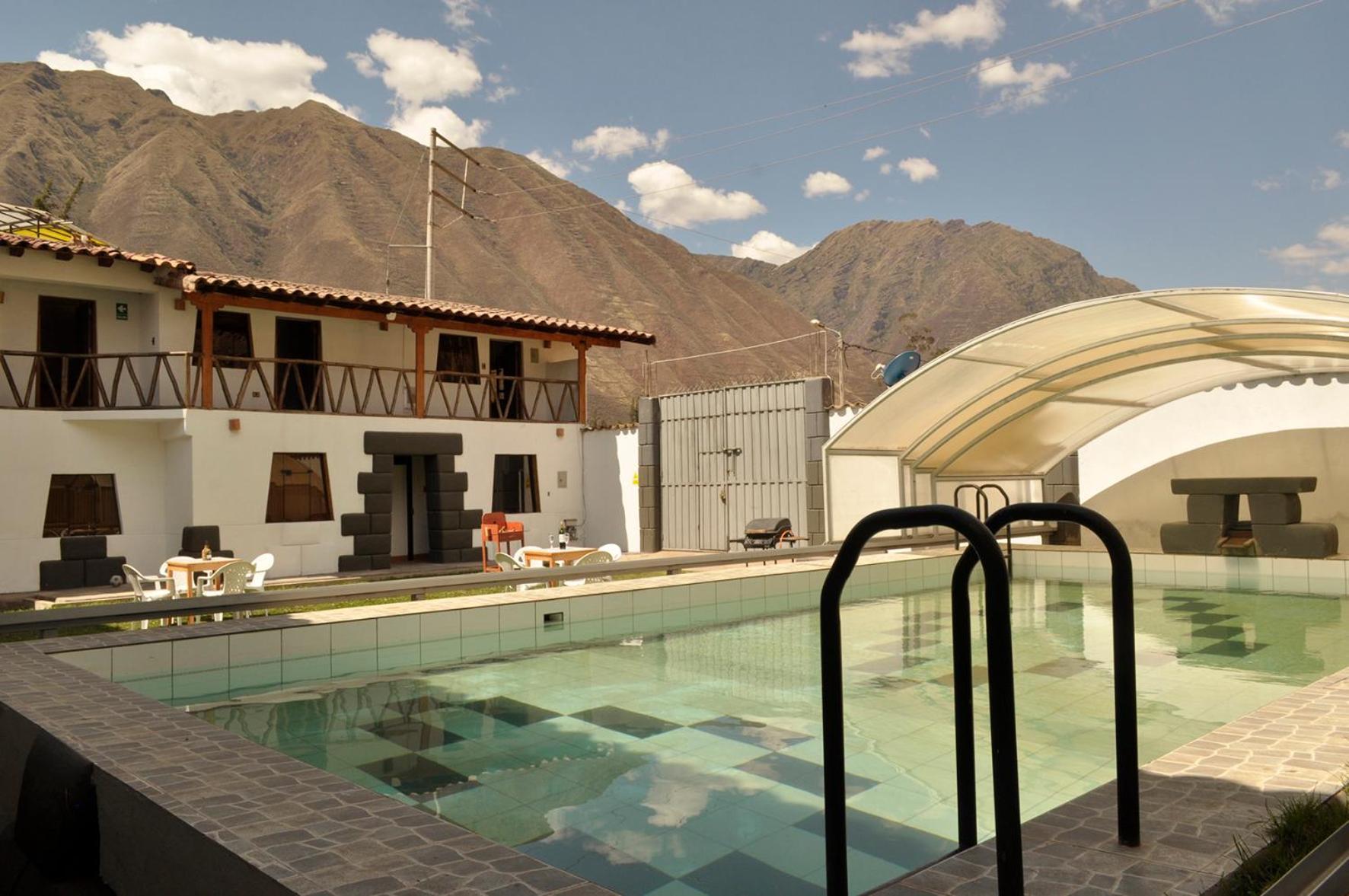 Hana'Q Hostel En El Valle Sagrado, Junto Al Rio Vilcanota Урубамба Экстерьер фото