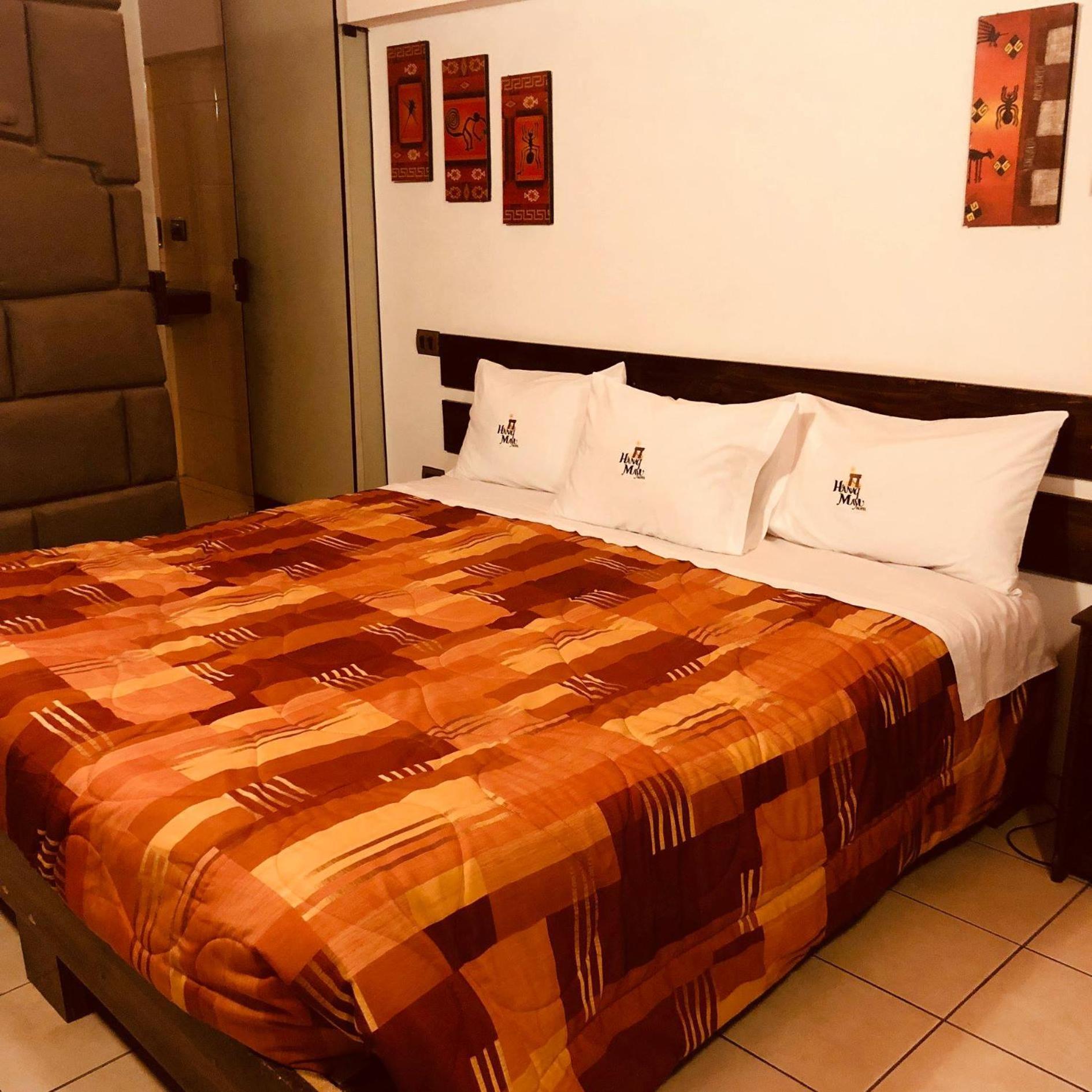 Hana'Q Hostel En El Valle Sagrado, Junto Al Rio Vilcanota Урубамба Экстерьер фото